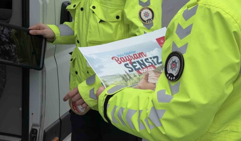 Arnavutköy’de bayram öncesi sıkı trafik denetimi