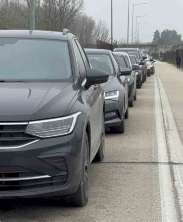 Türkler Yunan sınırında zaman zaman yoğunluk oluşturuyor