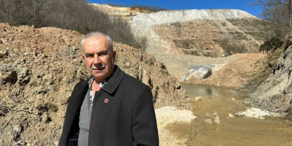 Maden ocağının atıkları suya ve toprağa karışmaya devam ediyor