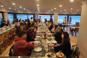 Burhaniyeli mimarlar iftarda buluştu