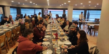 Burhaniyeli mimarlar iftarda buluştu