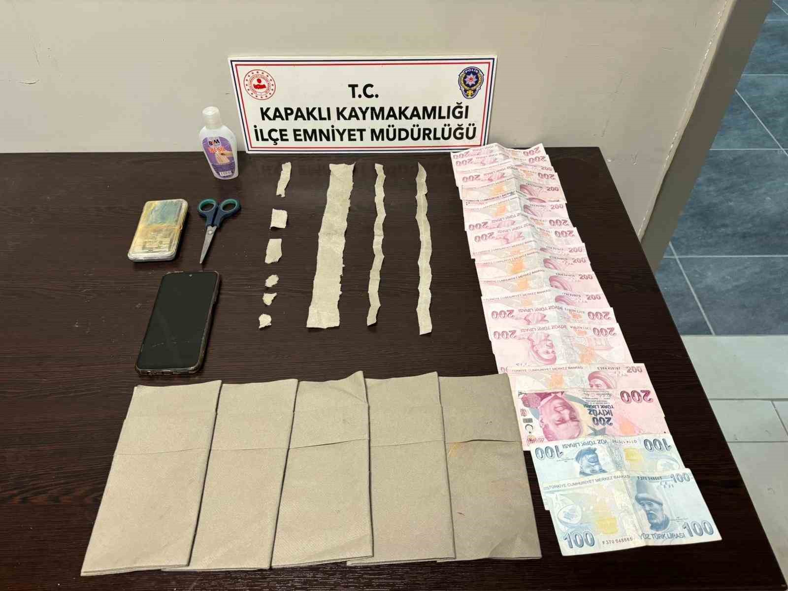 Satıcı ve alıcı suçüstü yakalandı: 1 tutuklama