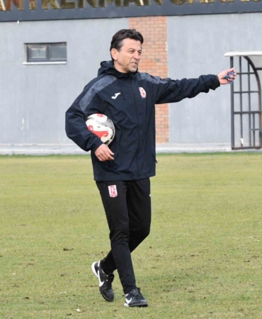 Zafer Uysal: "Hedefimiz deplasmanda Uşakspor’u yenmek"