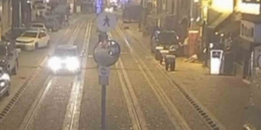 Üç kişinin öldüğü bar saldırısının dehşet anları