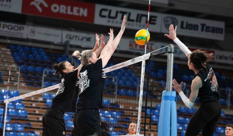 Eczacıbaşı Dynavit dörtlü final için sahada