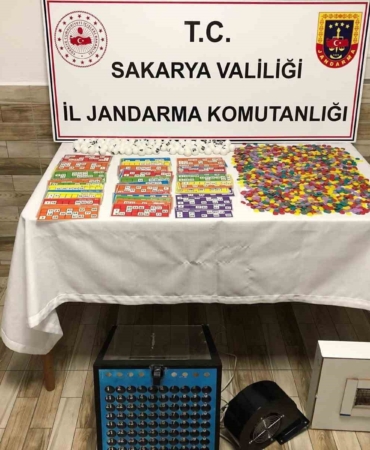 Evini kumarhane yaptı, oyun oynattı: 49 kişiye 817 bin lira ceza