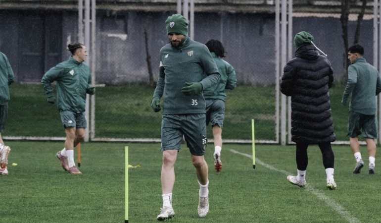 Bursaspor’da Gebze hazırlıkları sürüyor
