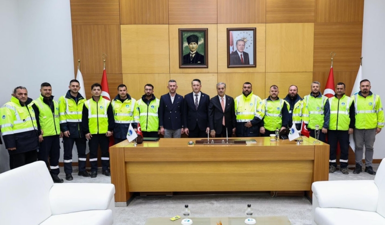 Sakarya Büyükşehir ailesi bayram sofrasında bir araya geldi