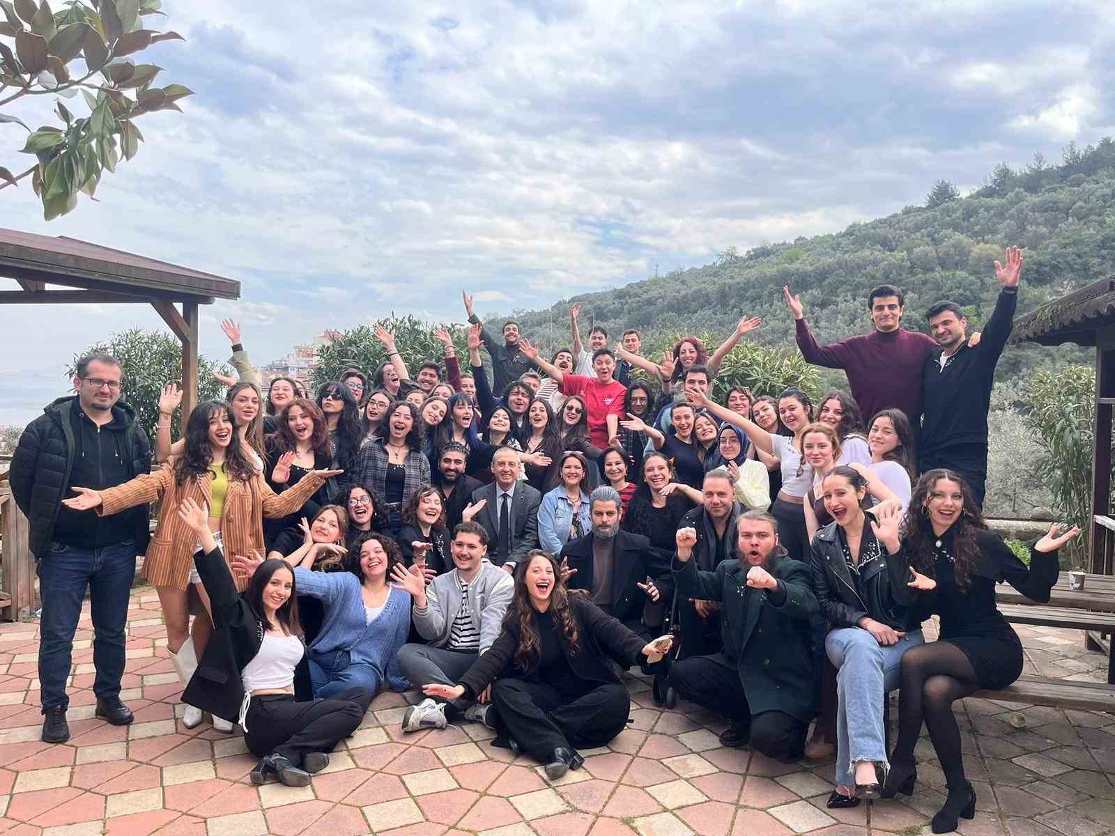 Bursa Uludağ Üniversitesi Güzel Sanatlar Fakültesi’nde tiyatro günü