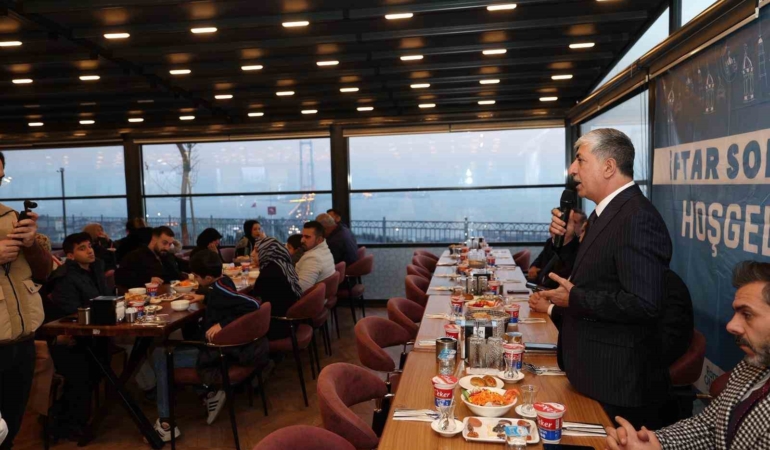 Dilovası’nda yetim ve öksüz aileleri için iftar programı düzenlendi