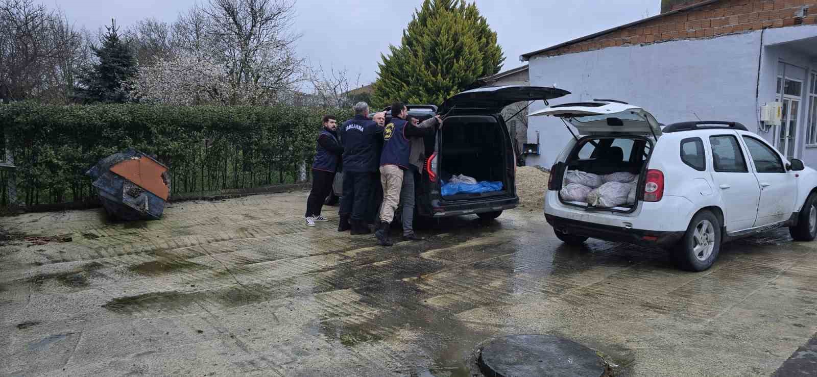 Silivri’de satışa hazır 306 kilo at eti ele geçirildi