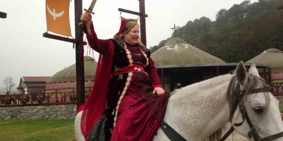 Bozdağ Film Platoları’nda bayram yoğunluğu