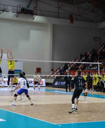 Gebze Belediyesi, Voleybol Efeler Ligi’nde normal sezonu 9. sırada tamamladı