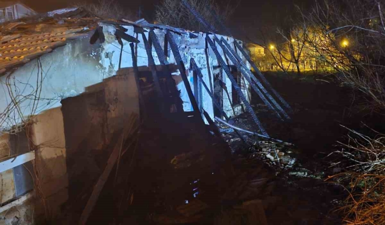 Babaeski’de müstakil ev yangını: 1 ölü