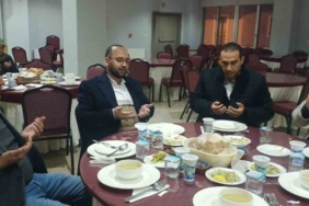 Öksüz ve yetimler için gönülleri ısıtan iftar