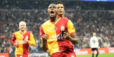 Victor Osimhen, bu sezonki 18. golünü attı