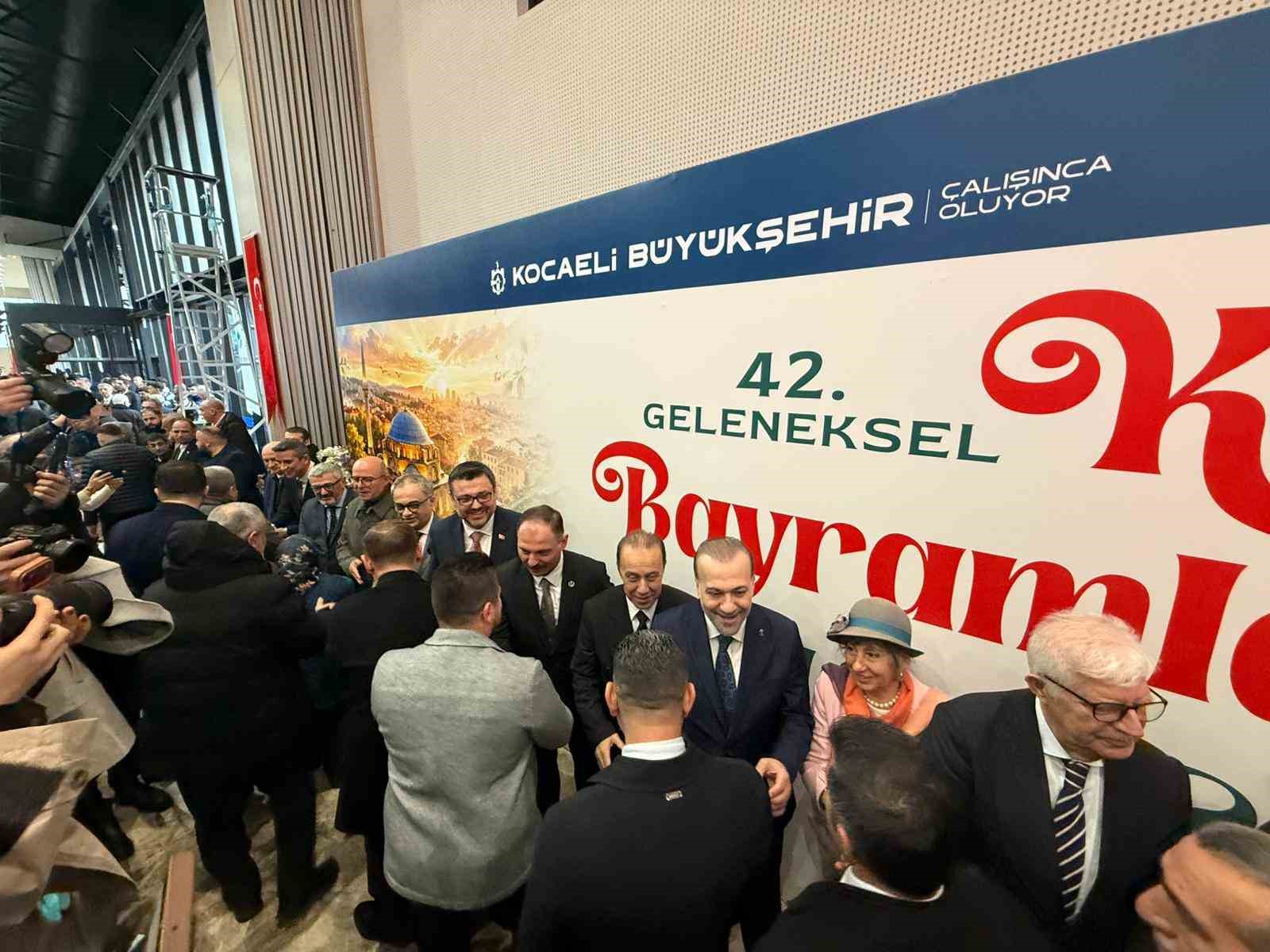 Kocaeli 42’inci kez bayramlaştı: Renkli ve uluslararası buluşma
