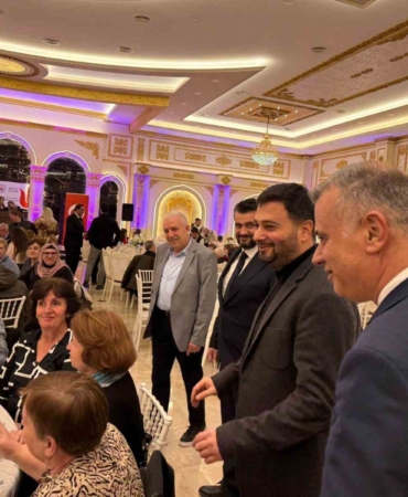 Başkan Öztekin Prizren’de Rumeli Türkleriyle aynı sofrayı paylaştı