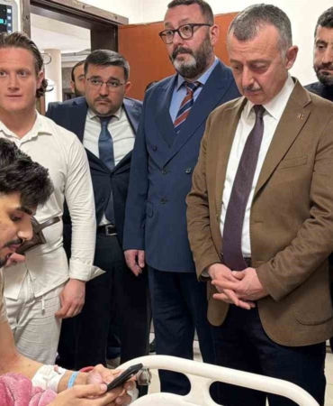 Gazze’den Mısır’a sığınan aileler aynı sofrada buluştu