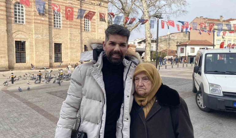 Mehmet Çevik sahnelere ara verdi, Ramazan’da maneviyata yöneldi