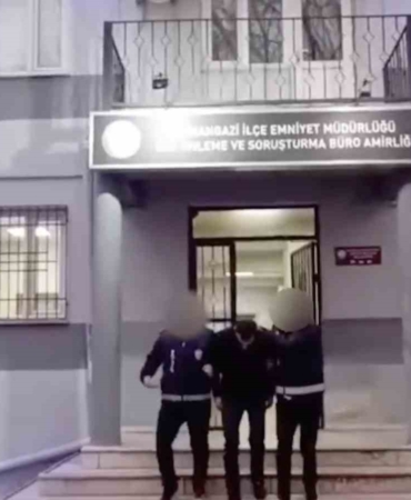 Bursa’da aranan 2 kişi yakalandı