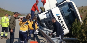 Susurluk’ta tek taraflı kazada sürücü yaralandı