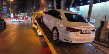 Kadıköy sahil yolunda makas pahalıya patladı: 90 bin lira ceza, ehliyete el konuldu