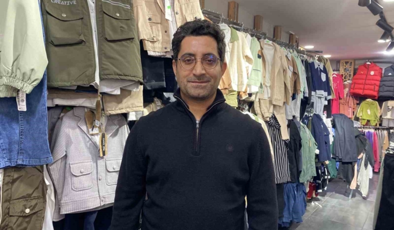 Bursa’da bayram yoğunluğunu fırsat bilen 2 kadın 16 bin liralık ürün çaldı