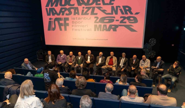 Balkan şampiyonu basketbolcular, 45 yıl sonra film festivalinde bir araya geldi