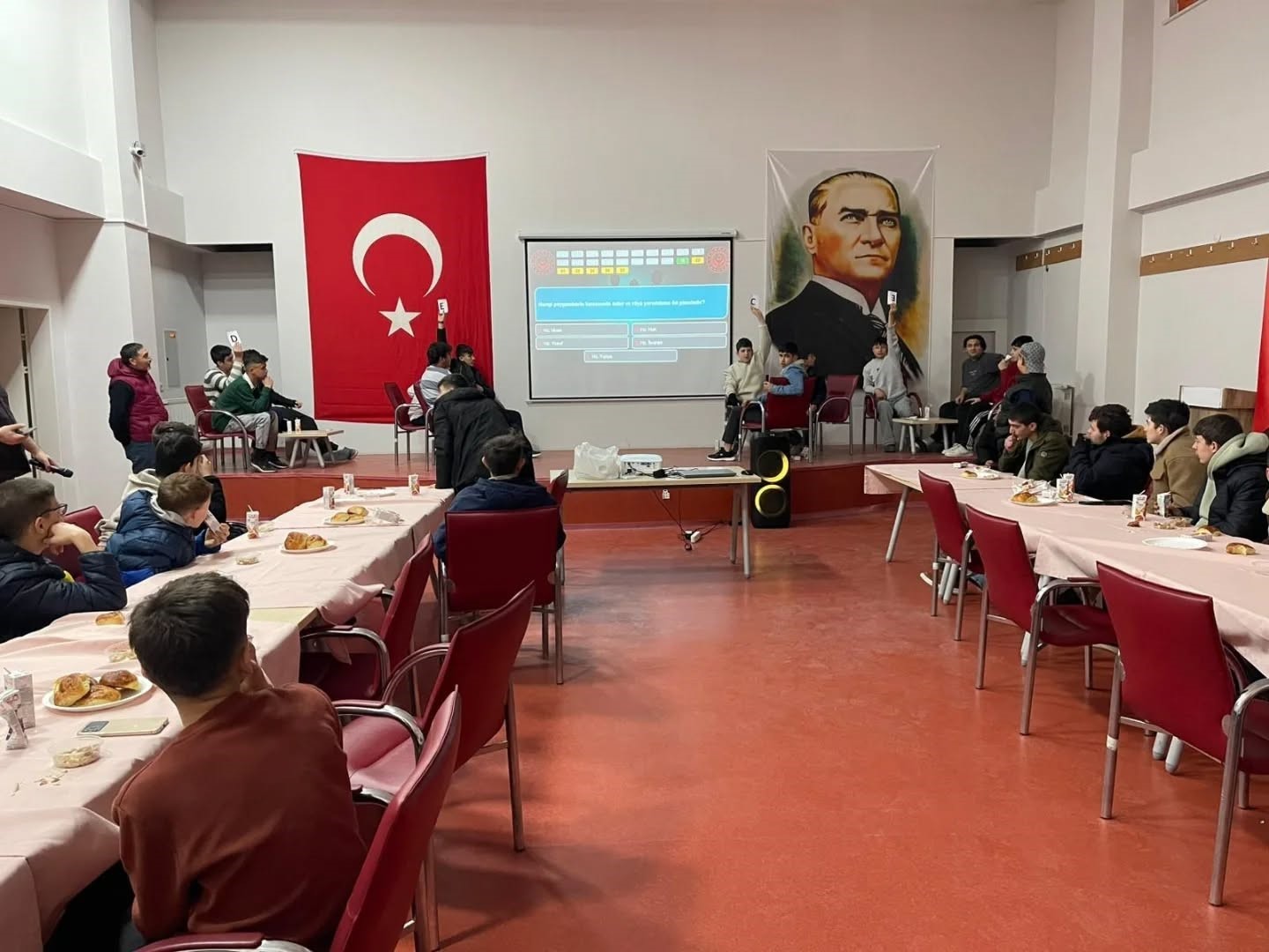 Bilecik’te ‘Evler Arası Bilgi Yarışması’ düzenlendi