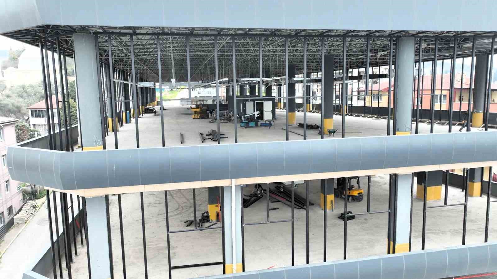 Dilovası Belediyesinin tüm birimleri yeni binada tek çatı altında toplanacak