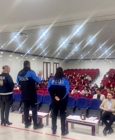 Bilecik’te öğrencilere güvenlik ve zorbalık eğitimi