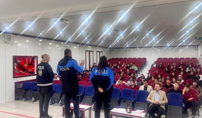 Bilecik’te öğrencilere güvenlik ve zorbalık eğitimi