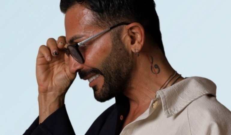 Aşkım Kapışmak’ın "Aşkım’la Kapışmak" gösterisi İzmir’de sahnelenecek