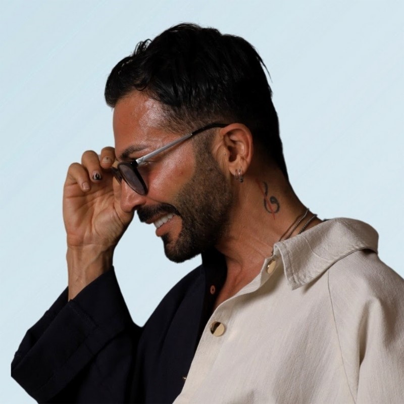 Aşkım Kapışmak’ın "Aşkım’la Kapışmak" gösterisi İzmir’de sahnelenecek