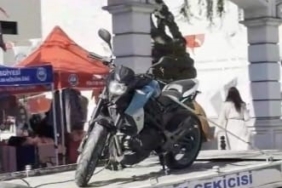 Avcılar’da polis çevirmesine giren motosikletliye 226 bin lira ceza kesildi