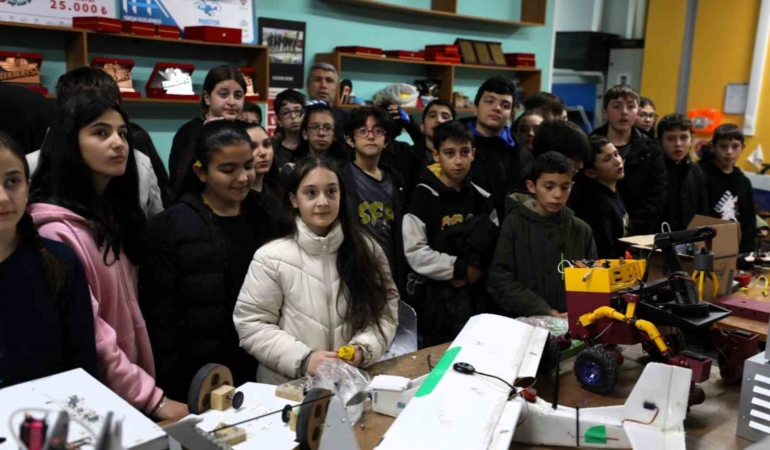 Ortaokul öğrencileri üniversite ortamını yakından tanıdı