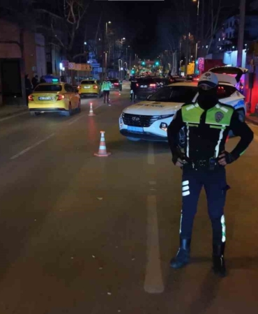 Kadıköy’de denetimler sürüyor: 50 araç men edildi