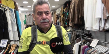 Bursa’da 66 yaşındaki esnaf, oruçlu halde trafiğe takılmamak için iftara koşuyor