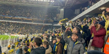 Depremzede gençler süper lig maçlarında moral buldu