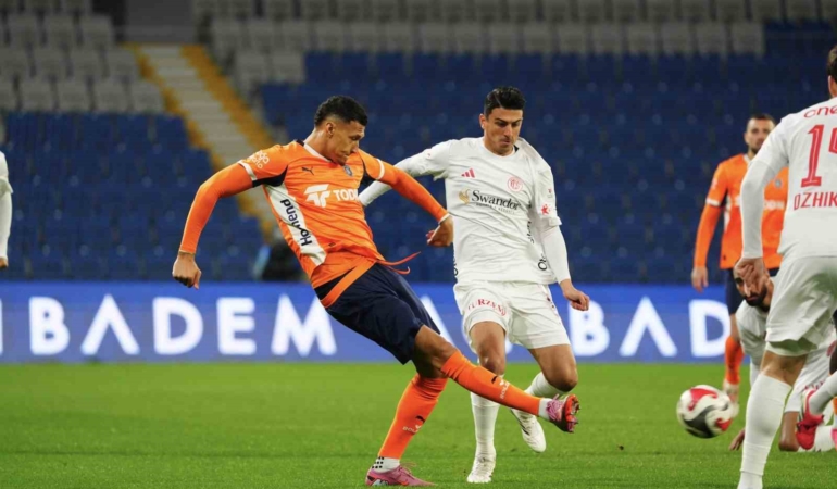 Trendyol Süper Lig: RAMS Başakşehir: 0 - Antalyaspor: 0 (Maç sonucu)