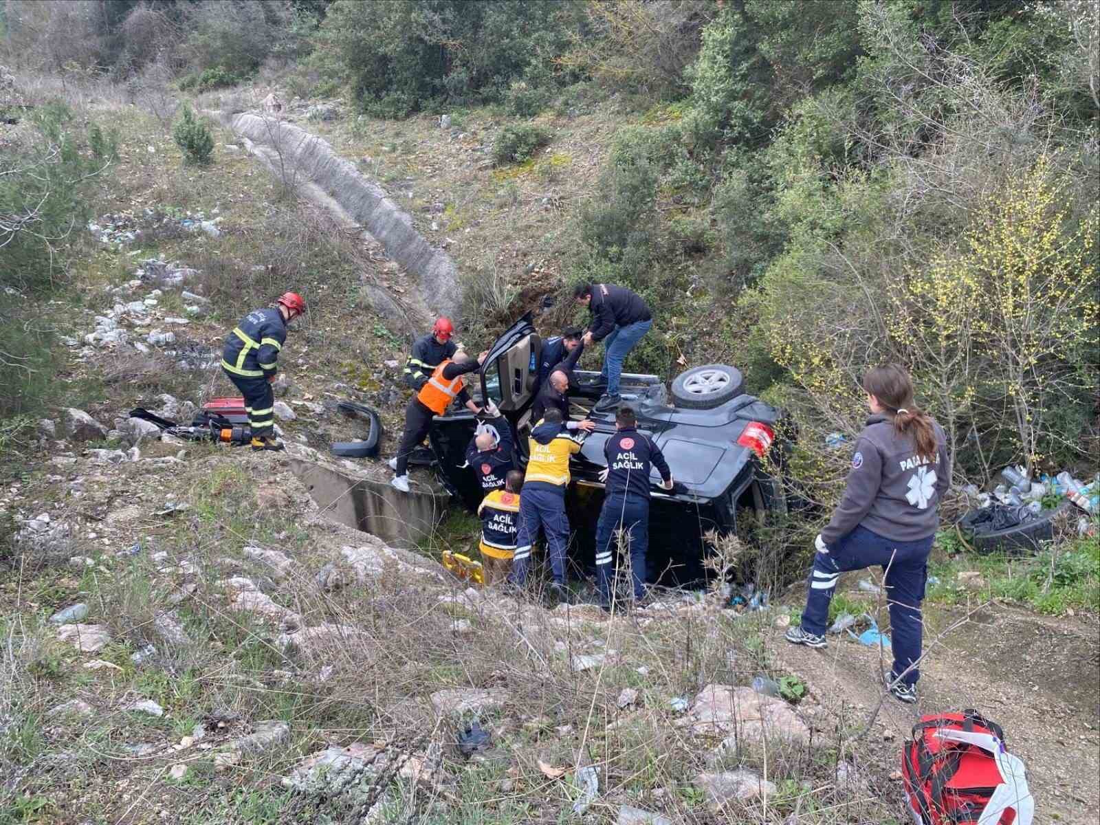 Bilecik’te otomobil takla attı: 2 yaralı