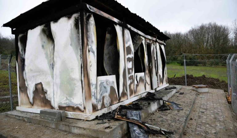 Belediye tesisine sahip çıkamadı...