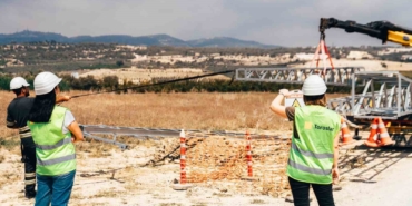 Toroslar EDAŞ, Hatay’da kış hasarlarını fırsata çevirdi