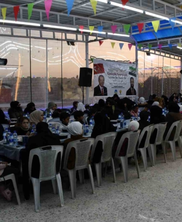 Kardeş şehir Şam’da iftar sofraları kuruldu