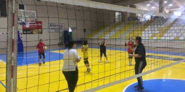 Burhaniye’ de anlamlı turnuva