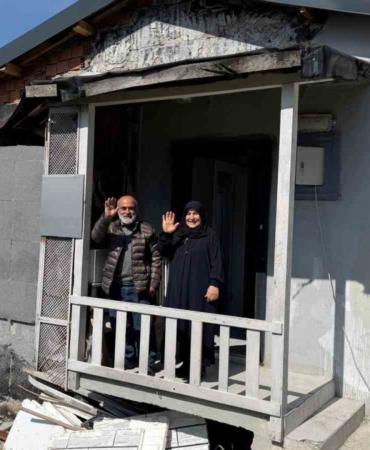 Yangında evleri küle dönmüştü: Aktekin çiftinin sıcak yuvası yeniden kuruldu