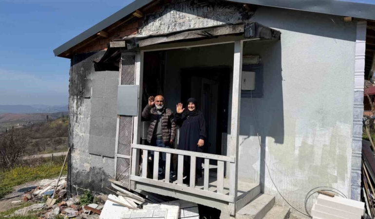 Yangında evleri küle dönmüştü: Aktekin çiftinin sıcak yuvası yeniden kuruldu