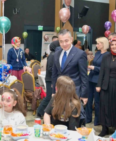 Başkan Vekili Aksoy’dan tasarruf hamlesi: Belediye araçları resmi plakalı olacak