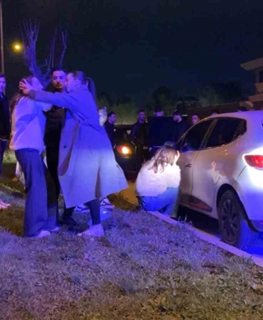 2 otomobilin çarpıştığı kazada 1 kişi yaralandı